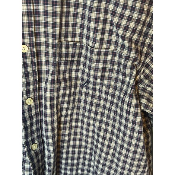 Nautica Men's Large Navy Blue Red Plaid Long Sleeve Button Up Shirt W/ Pocket - Picture 3 of 4